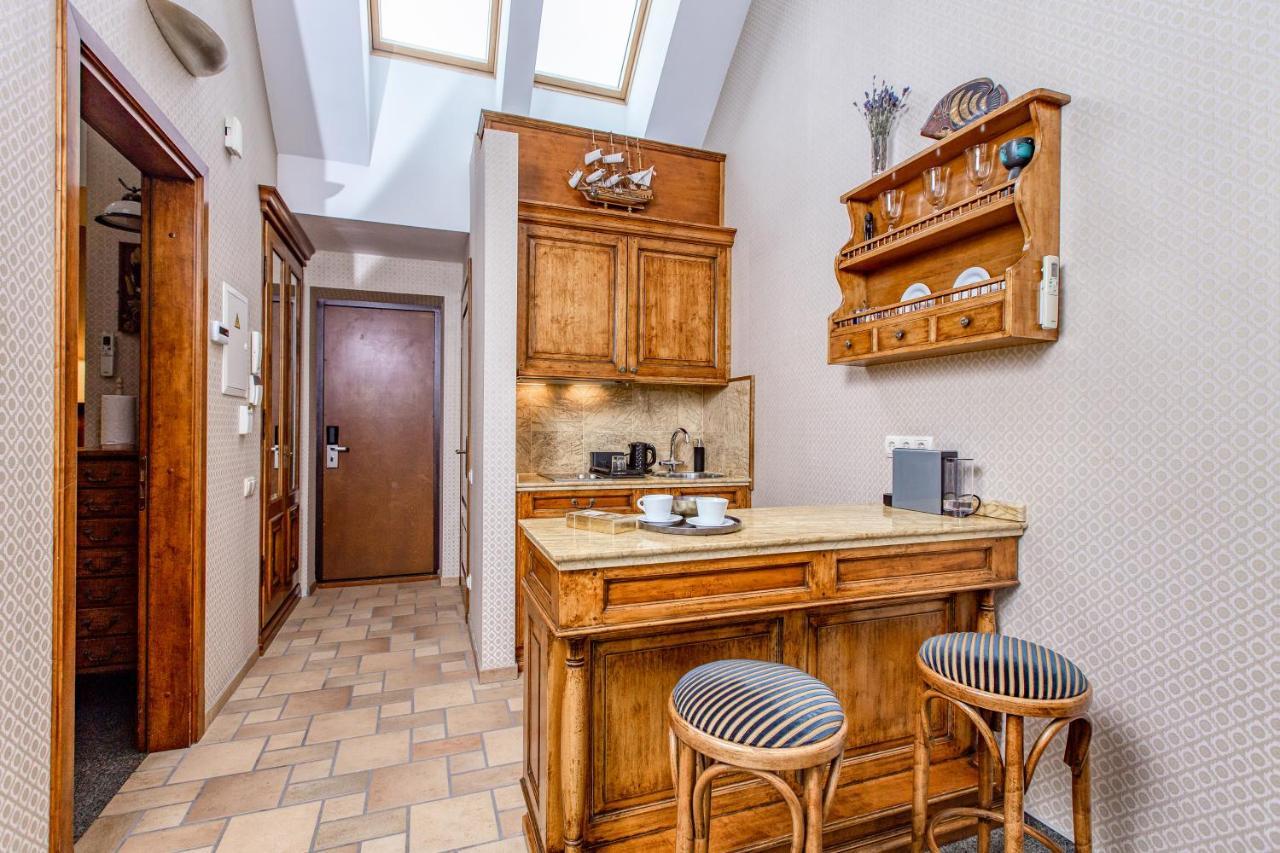 White Lily Apartment Клайпеда Экстерьер фото