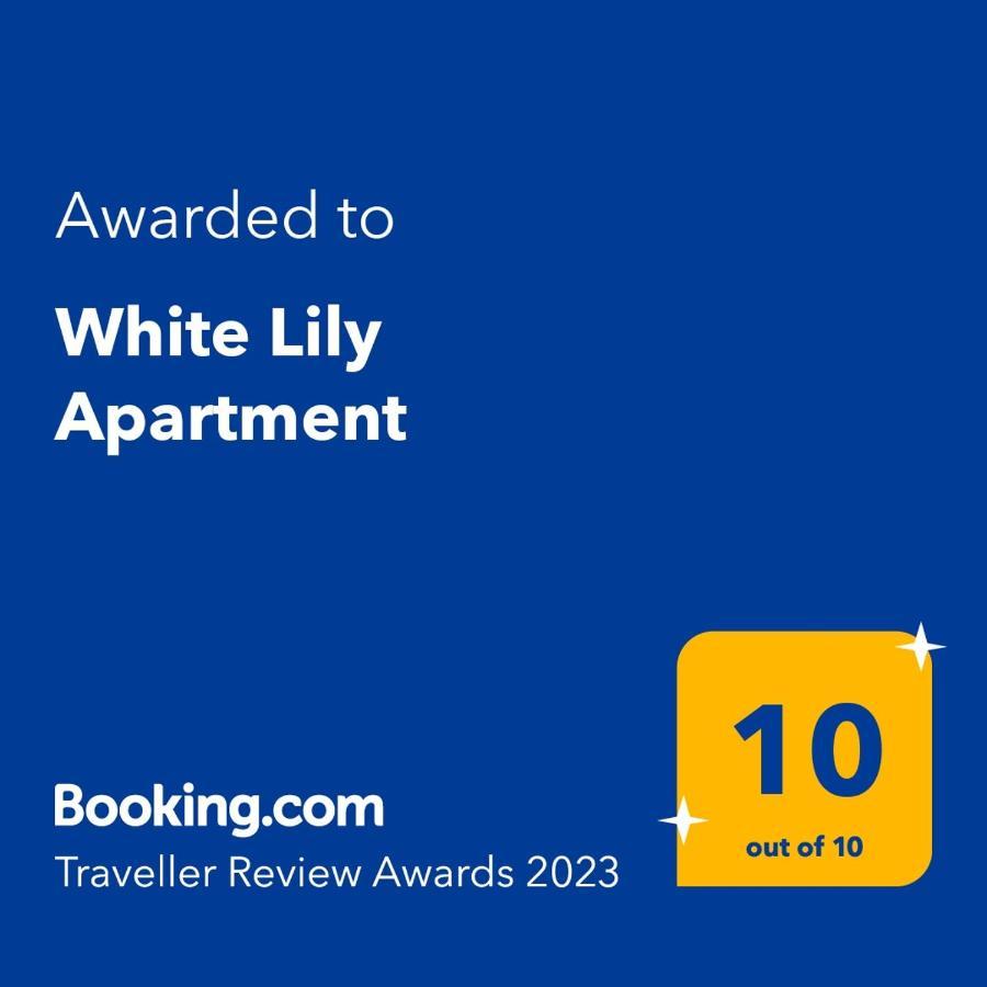 White Lily Apartment Клайпеда Экстерьер фото